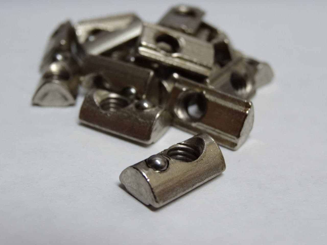 Spring Loaded Tee Nuts