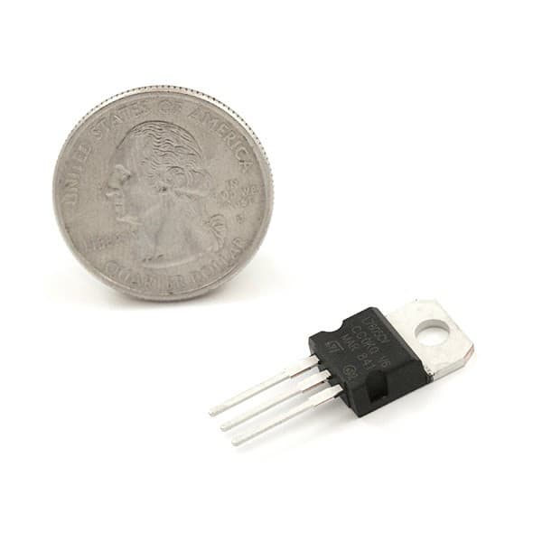 78xx Voltage Regulator -  5, 9, 12 V — image 1