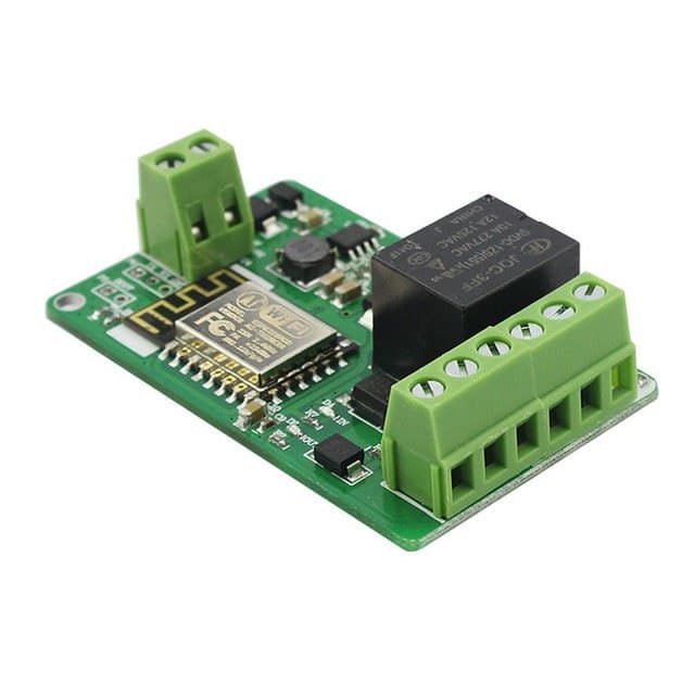 Module ESP8266 wifi Relais  10A 220V — image 1